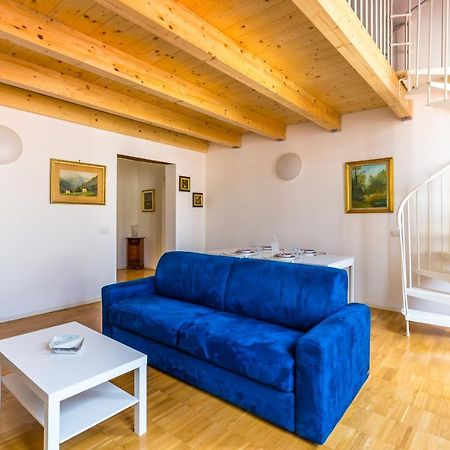 Nova Stylish House In Center By Napoliapartments Exterior foto