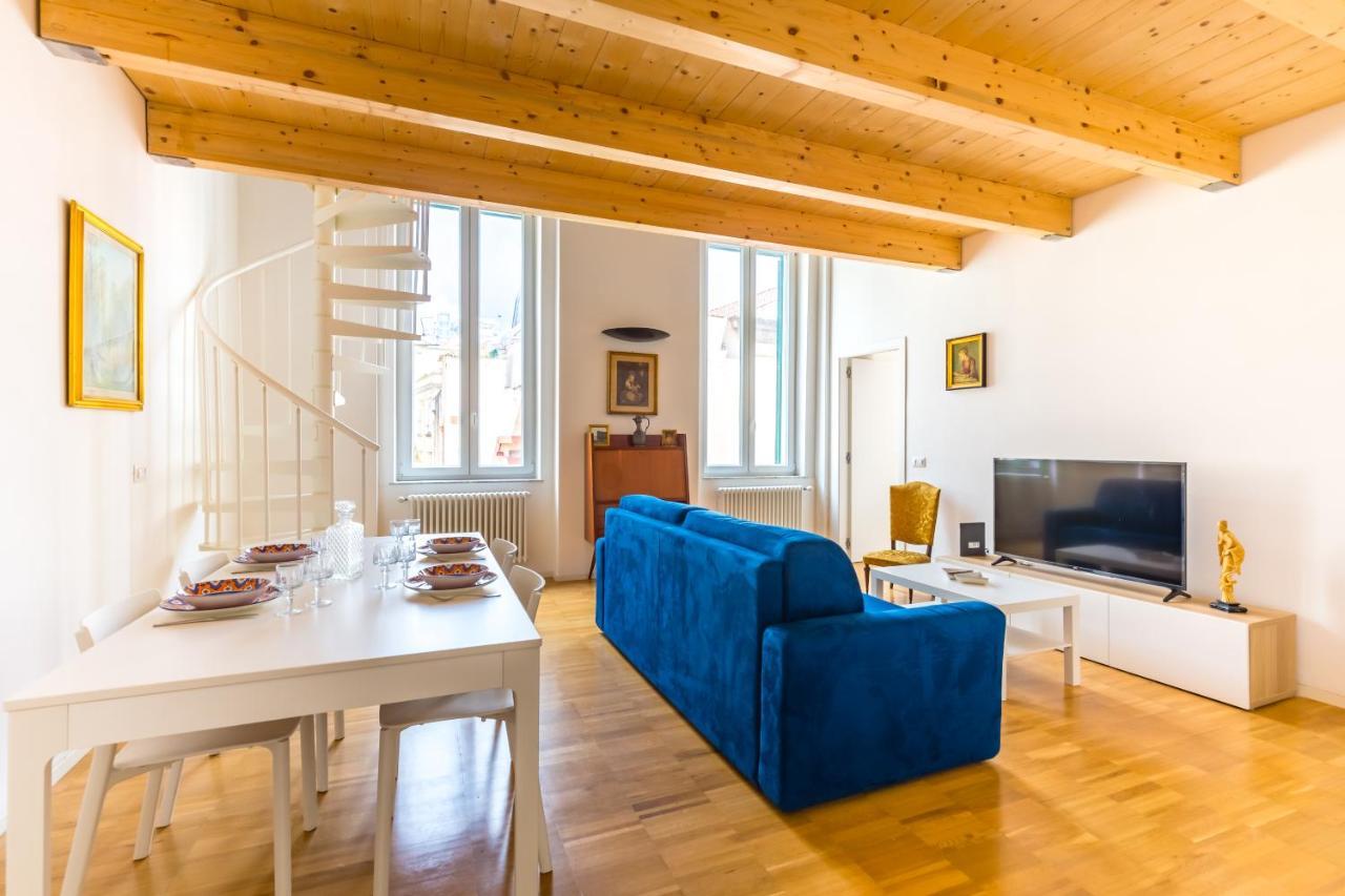 Nova Stylish House In Center By Napoliapartments Exterior foto